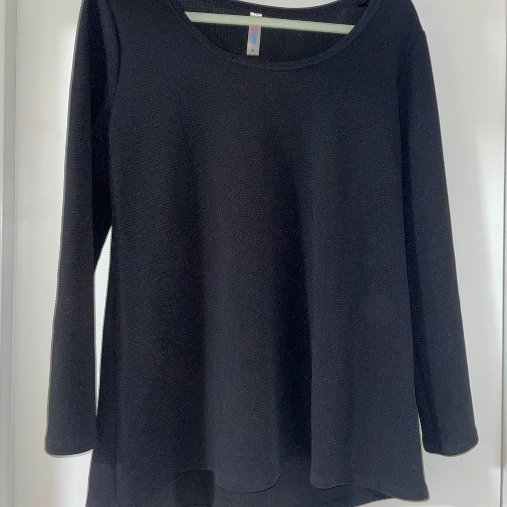 Lularoe solid black long sleeve
